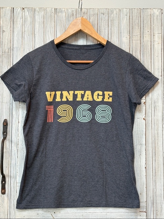 Tops - Vintage 1968 Graphic T-Shirt Charcoal Pit to Pit 19
